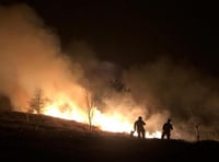 Fire Crews tackle large fire on Sugar Loaf mountain