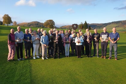 Presentation day proves big hit for golfers