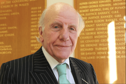 Lord David Rowe Beddoe dies at 85