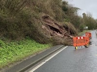 A40 traffic merge to move over Dixton roundabout