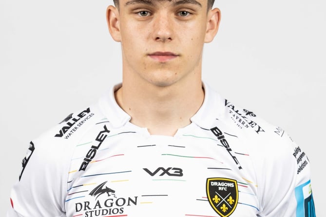 Oli Woodman has signed with the Dragons