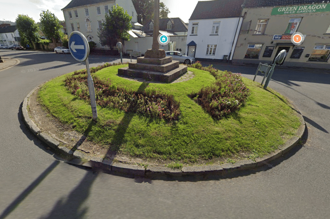 The roundabout prior to the work