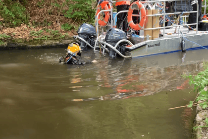 Divers carry out inspections on Monmouthshire & Brecon Canal