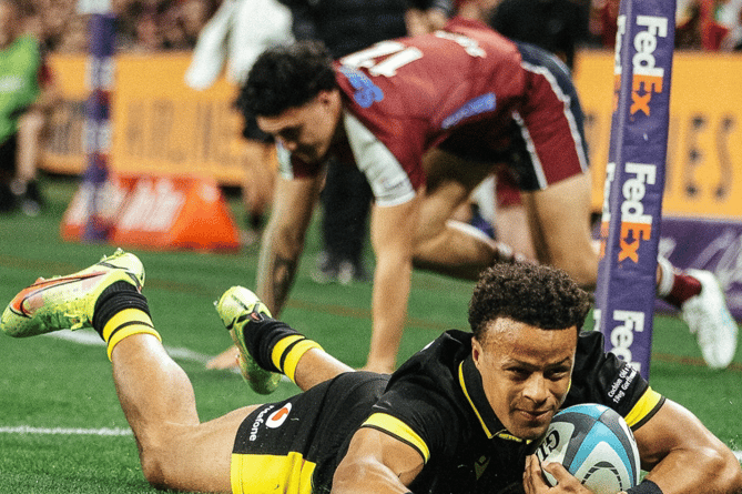 Wales scored six tries in a 36-35 win over Queensland