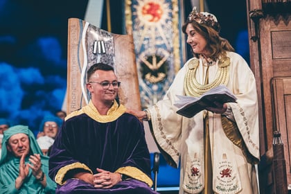 Carwyn Eckley wins 2024 National Eisteddfod Chair