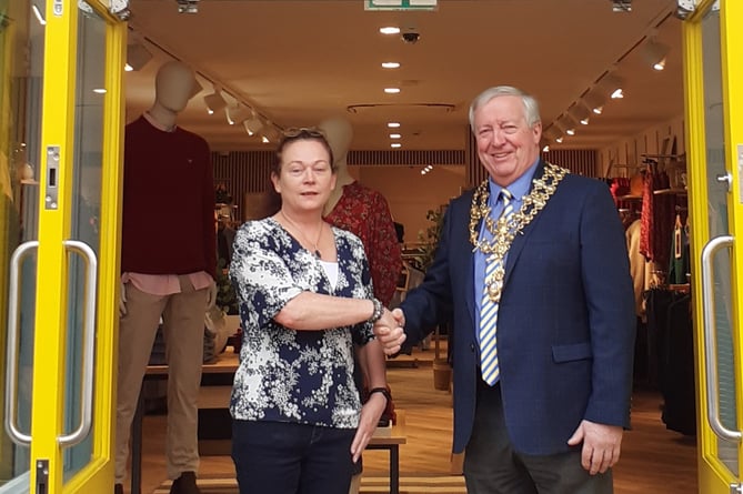 Mayor with Derval Gilmartin of the Crew Clothing Company