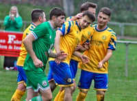 Kingfishers kick on with Josh hat-trick