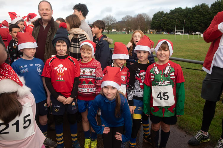 Sporty entries for the Santa Fun Run