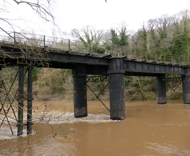 Locals 'want answers' on Wye footbridge re-opening