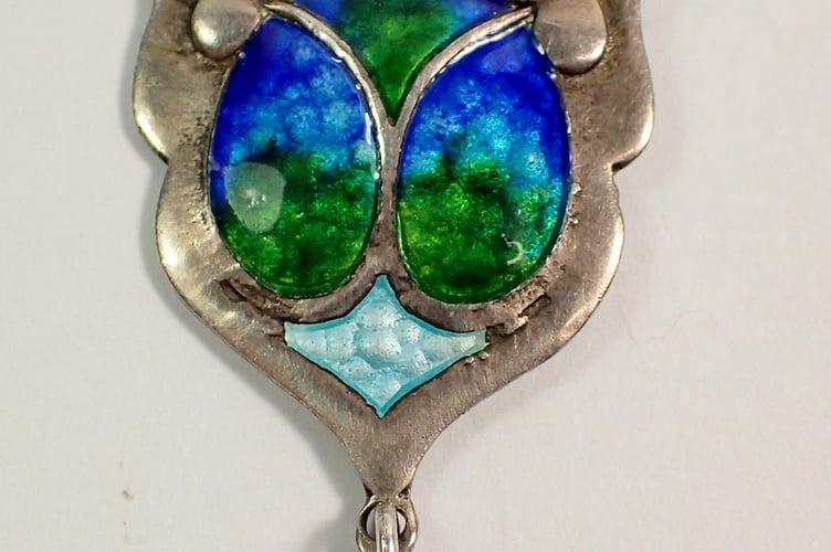 Art Nouveau pendant