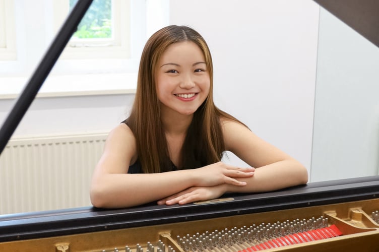 Pianist Stephanie Cheung from RWCMD